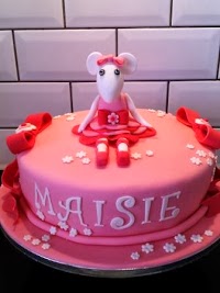 truly scrumptious cakes by Lynn 1068095 Image 1